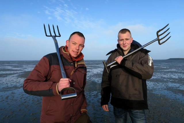 In Vis TV Next geeft zeevisser Jeffrey Boonman een masterclass zeeaas spitten