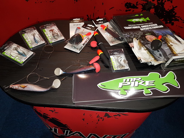Mr Pike en compleet assortiment voor de doodaasvisserij