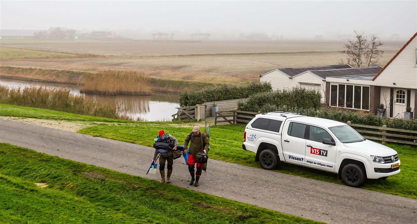 De oude vertrouwde Land Rover heeft plaatsgemaakt voor een moderne Volkswagen Amarok.