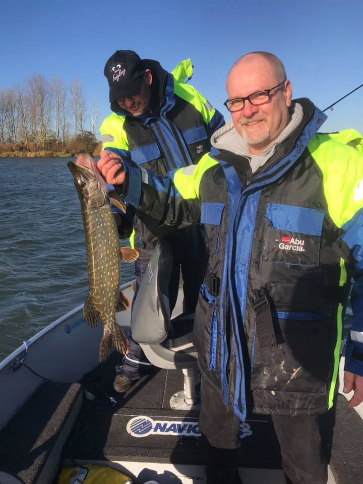 De snoek laat zich steeds lastiger werpend vangen.