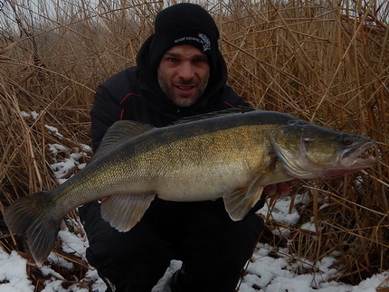 Albert Dekker, vissen in de winter op Snoekbaars.