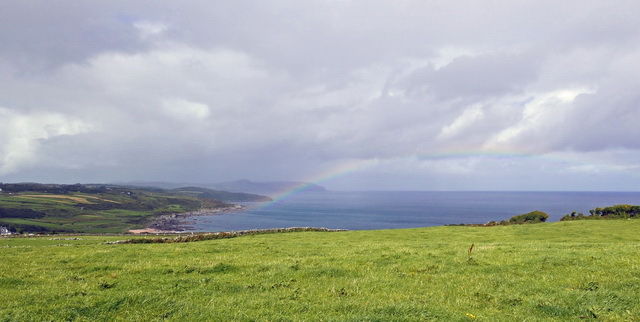 Het "groene eiland" met altijd wel ergens een regenboog zichtbaar.