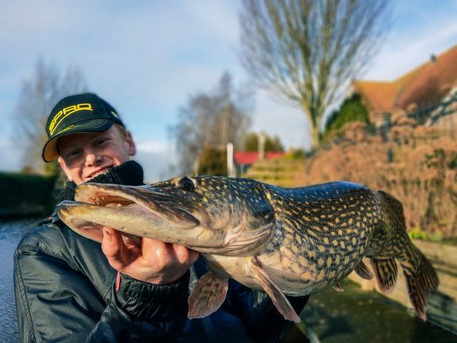 Een van de drie uit een indrukwekkende triple(!) hook-up!