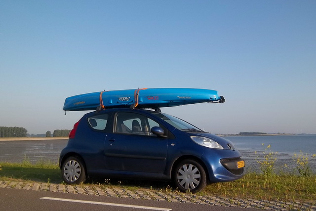 Makkelijk te vervoeren, zelfs met een kleine compacte wagen.