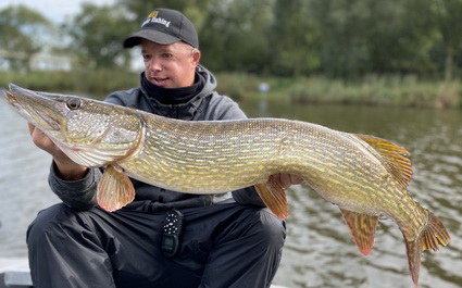 Nieuwe video Jeroen Bouwer. Op zoek naar grote snoek.